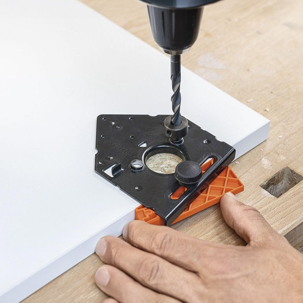Calibre de barrenado para bisagras